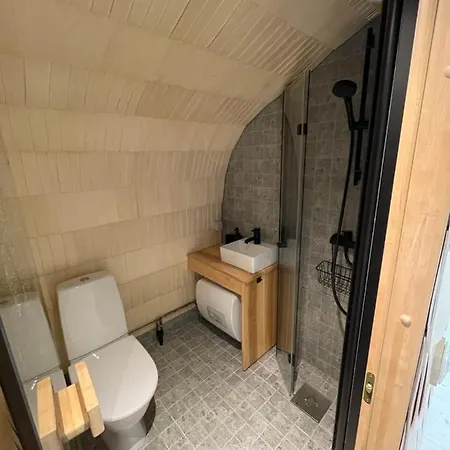 Privaatne Puhkemajutus Saunaga Campsite *