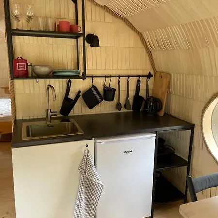 Privaatne Puhkemajutus Saunaga Campsite *