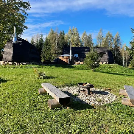 Privaatne Puhkemajutus Saunaga Campsite *